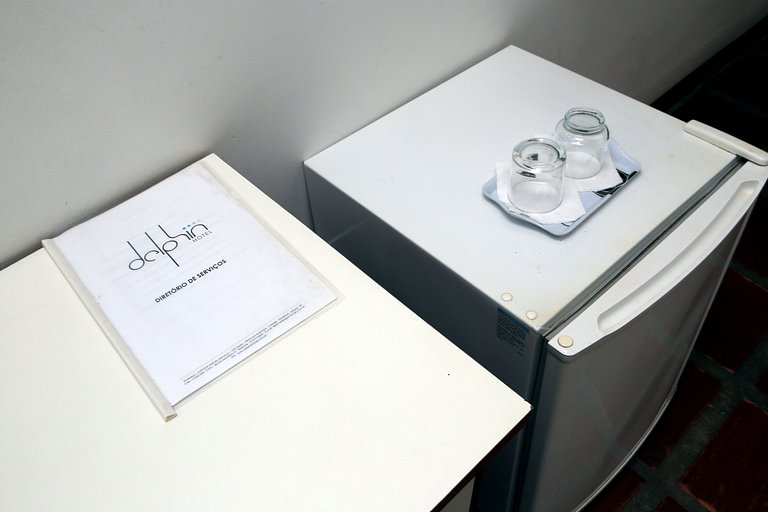 Apartamento 273 confortável em condomínio em hotel em frente